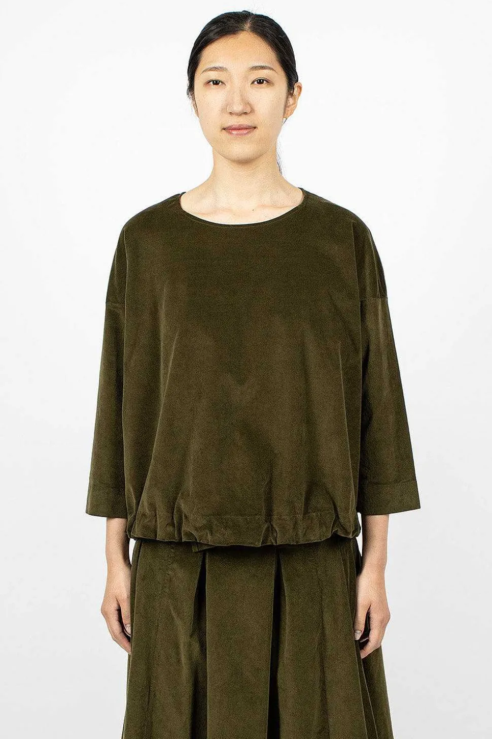 40_211 Velvet Jumper Olive