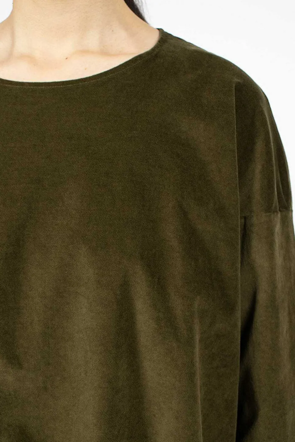 40_211 Velvet Jumper Olive