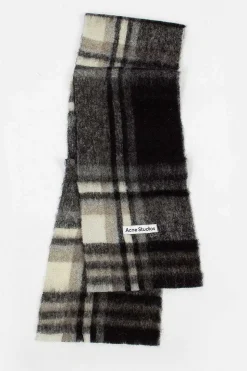 Checked Alpaca Scarf Black/Grey
