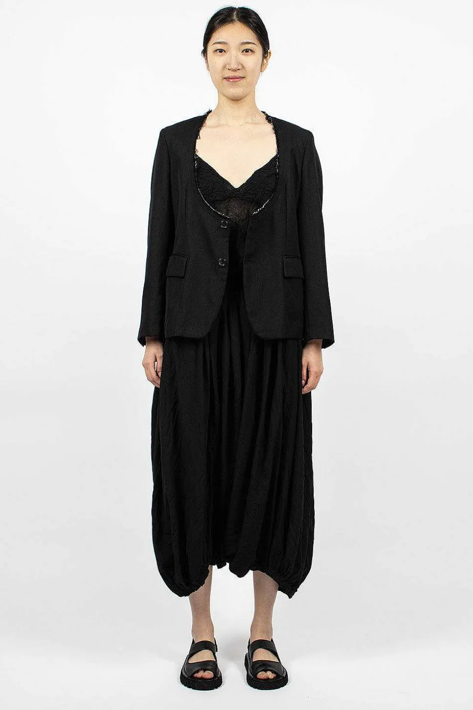 Cut-Off Collar Wool Jacket Black