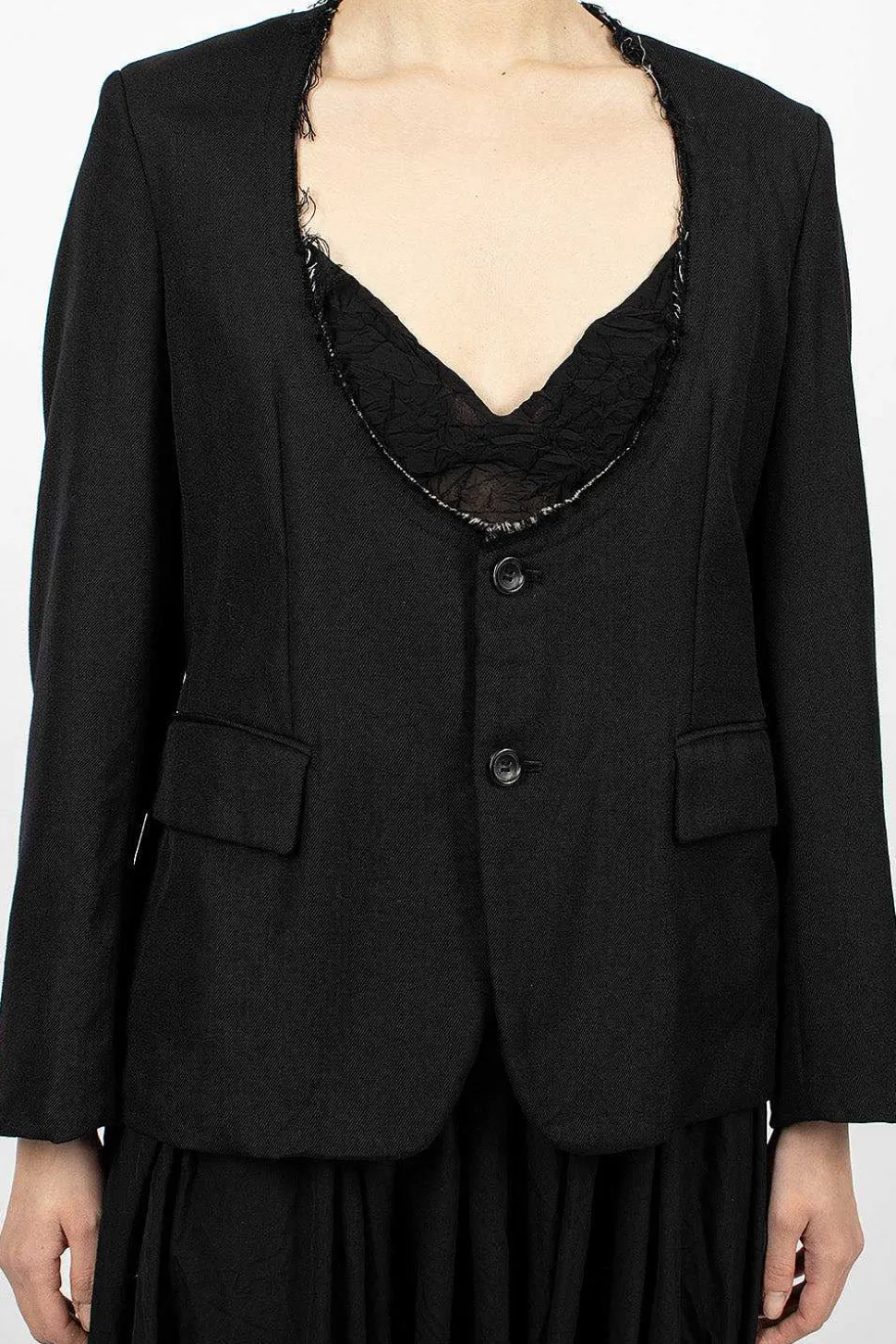 Cut-Off Collar Wool Jacket Black
