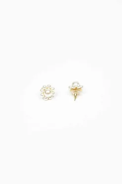Daisy Pearl Earrings