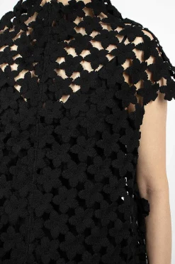 Flower Crochet T-Shirt Black