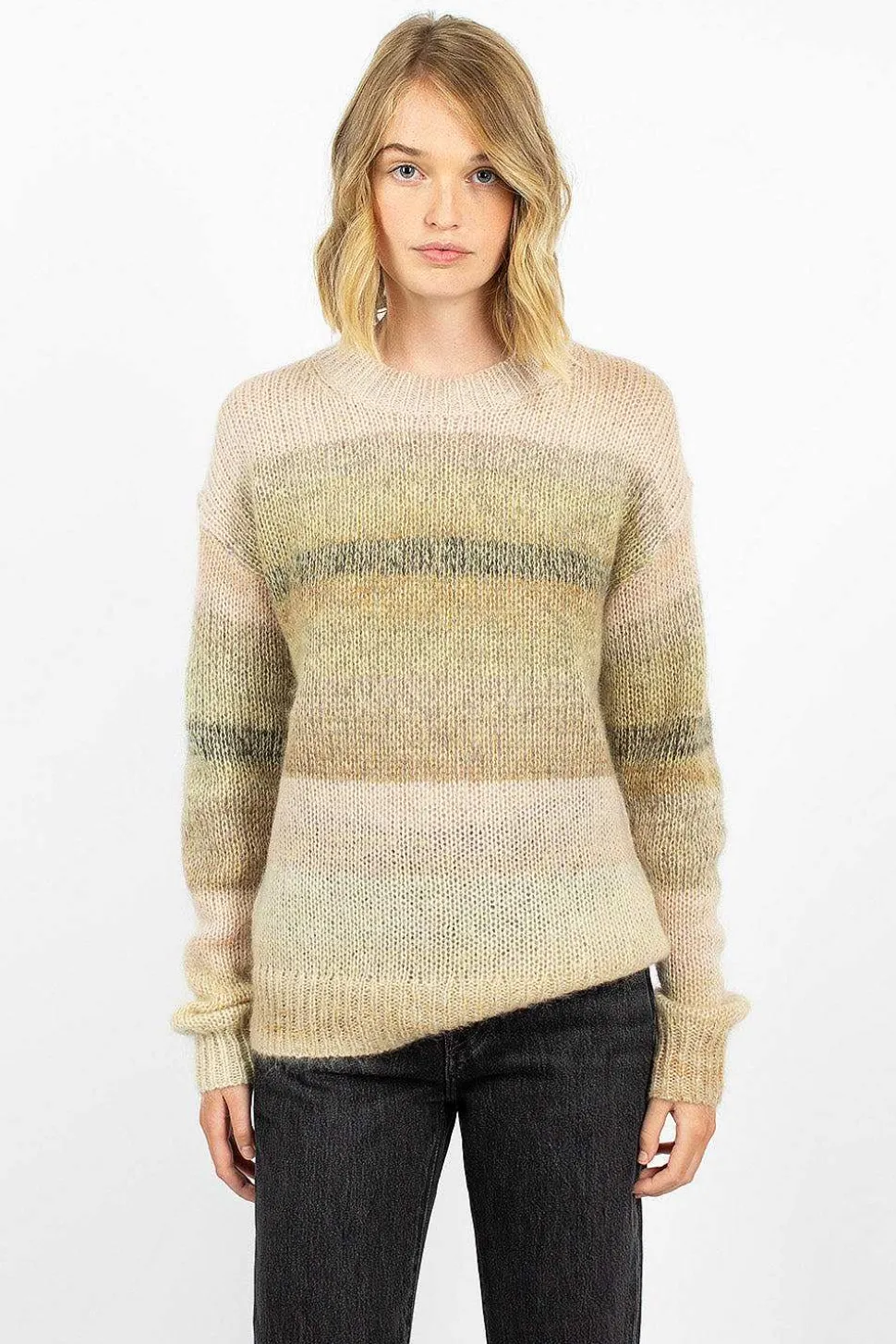 Gradient Crew Neck Knit