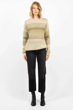 Gradient Crew Neck Knit