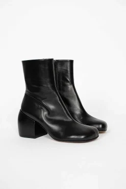 Heeled Half Boot Black