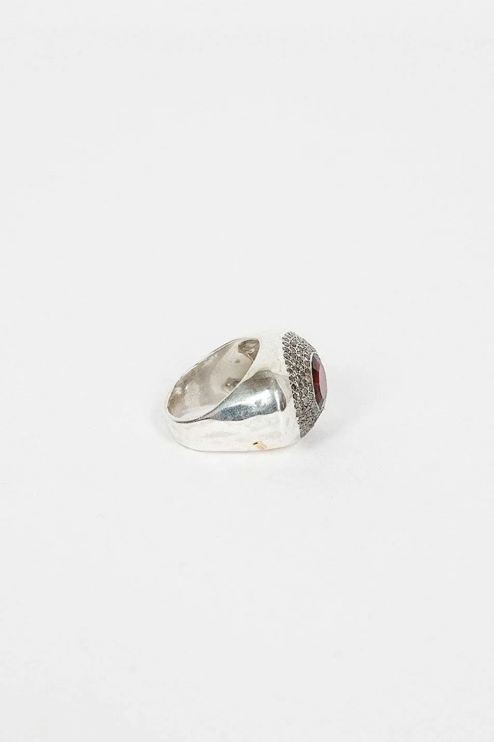 Loumia Ring Icy Grey Diamond/Garnet