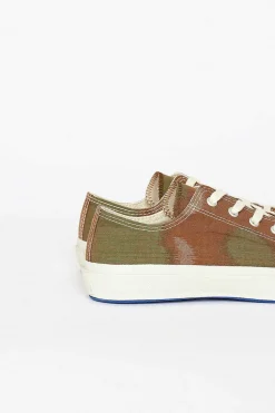 Low Basket Sneaker Camo
