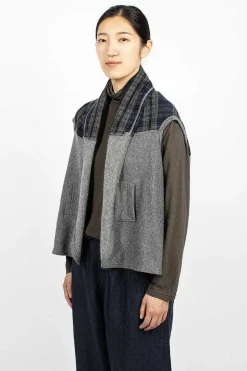 Plaid Cape Heather Grey
