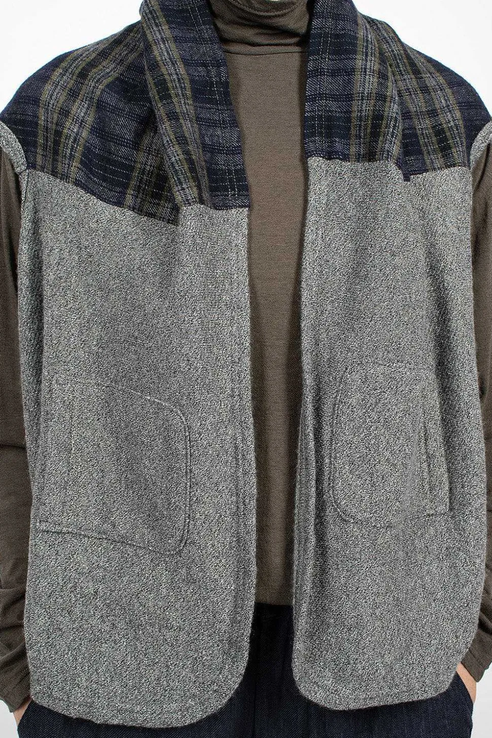 Plaid Cape Heather Grey