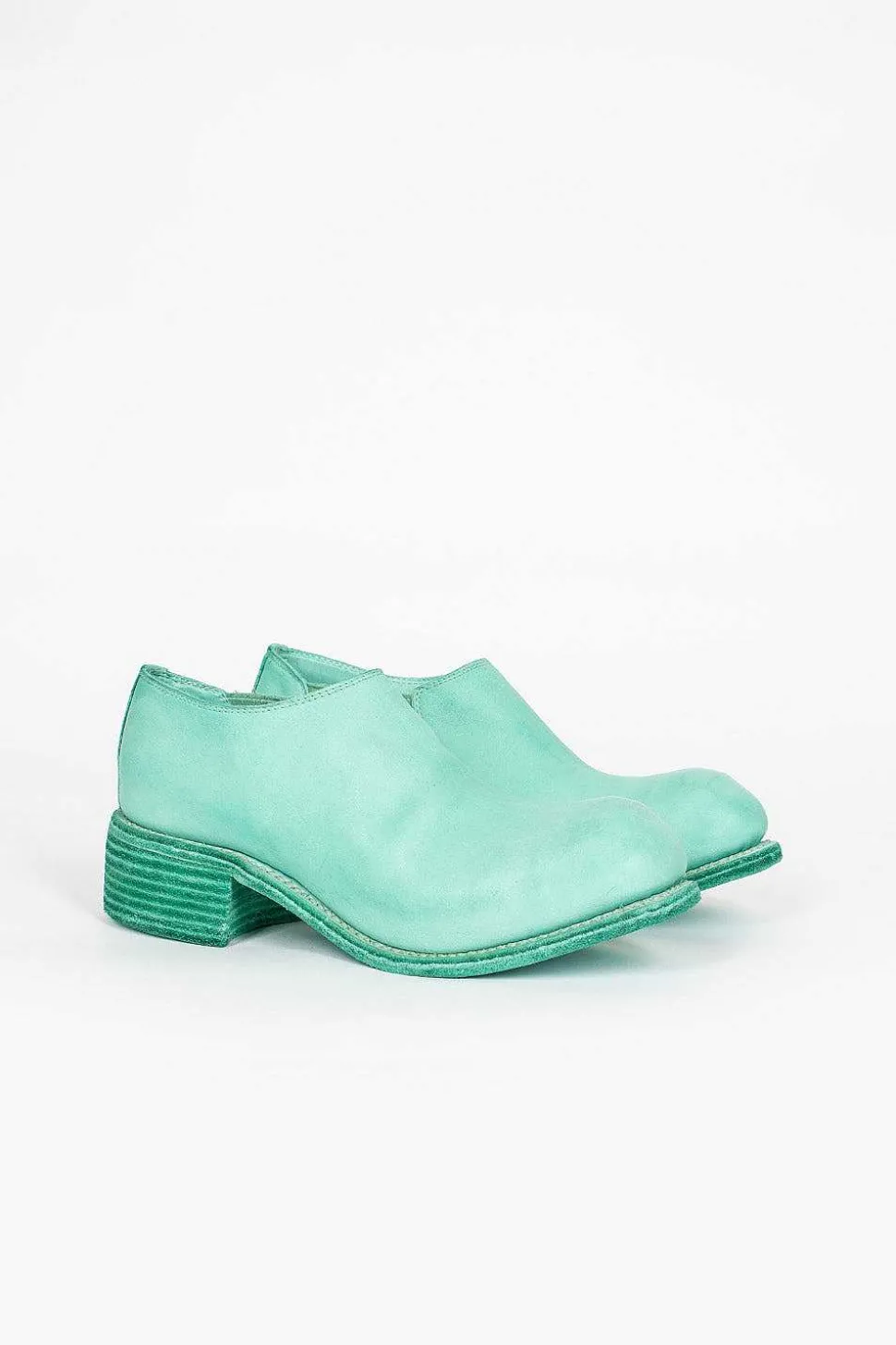 Pl0E Slip-On Co95T