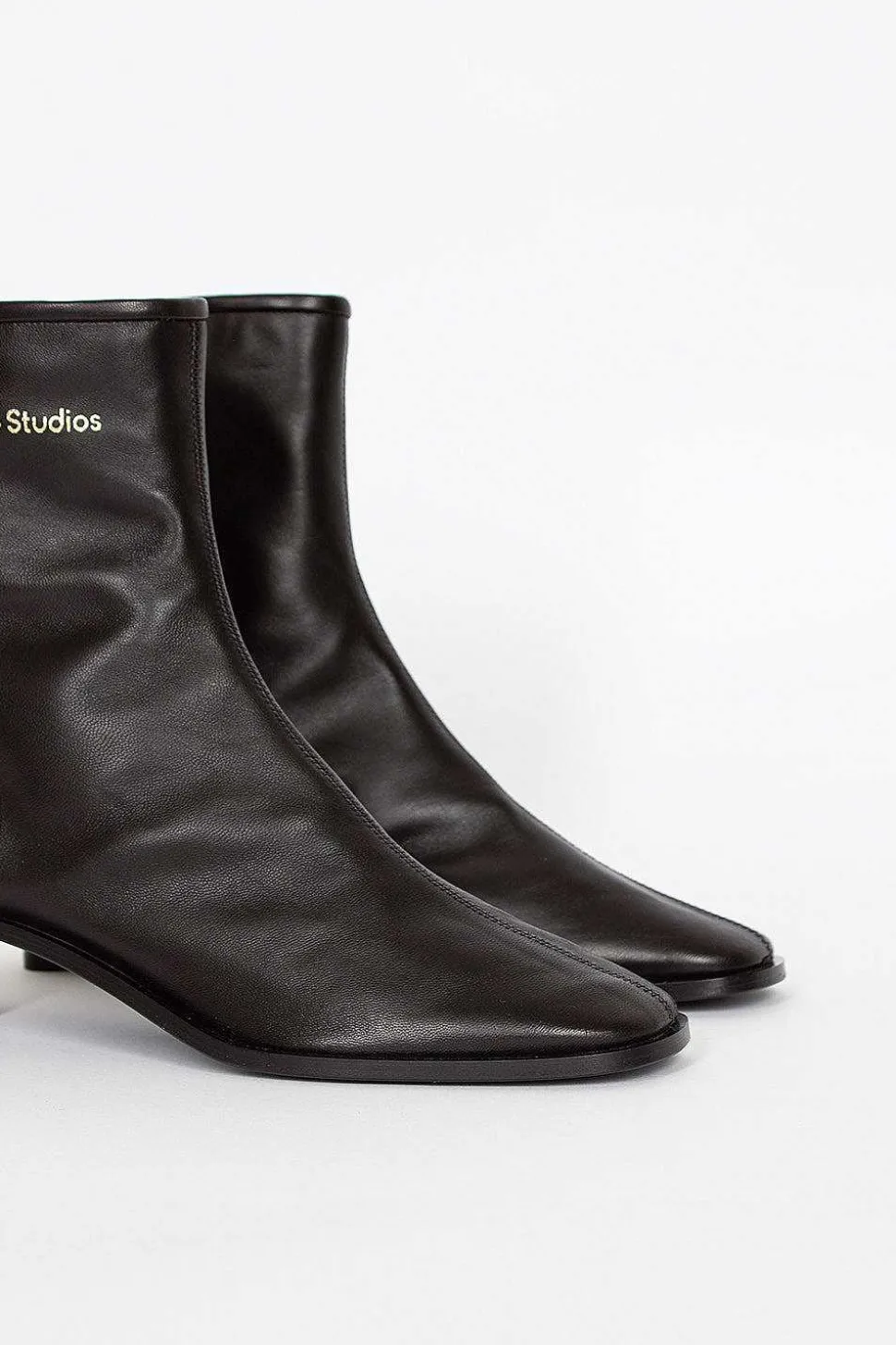 Square Toe Boot Black