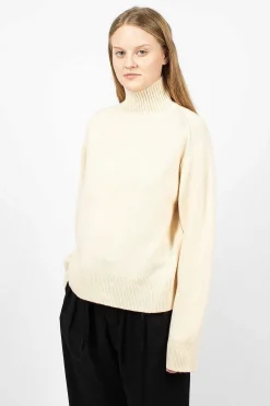 Turtleneck Sweater Cream Beige