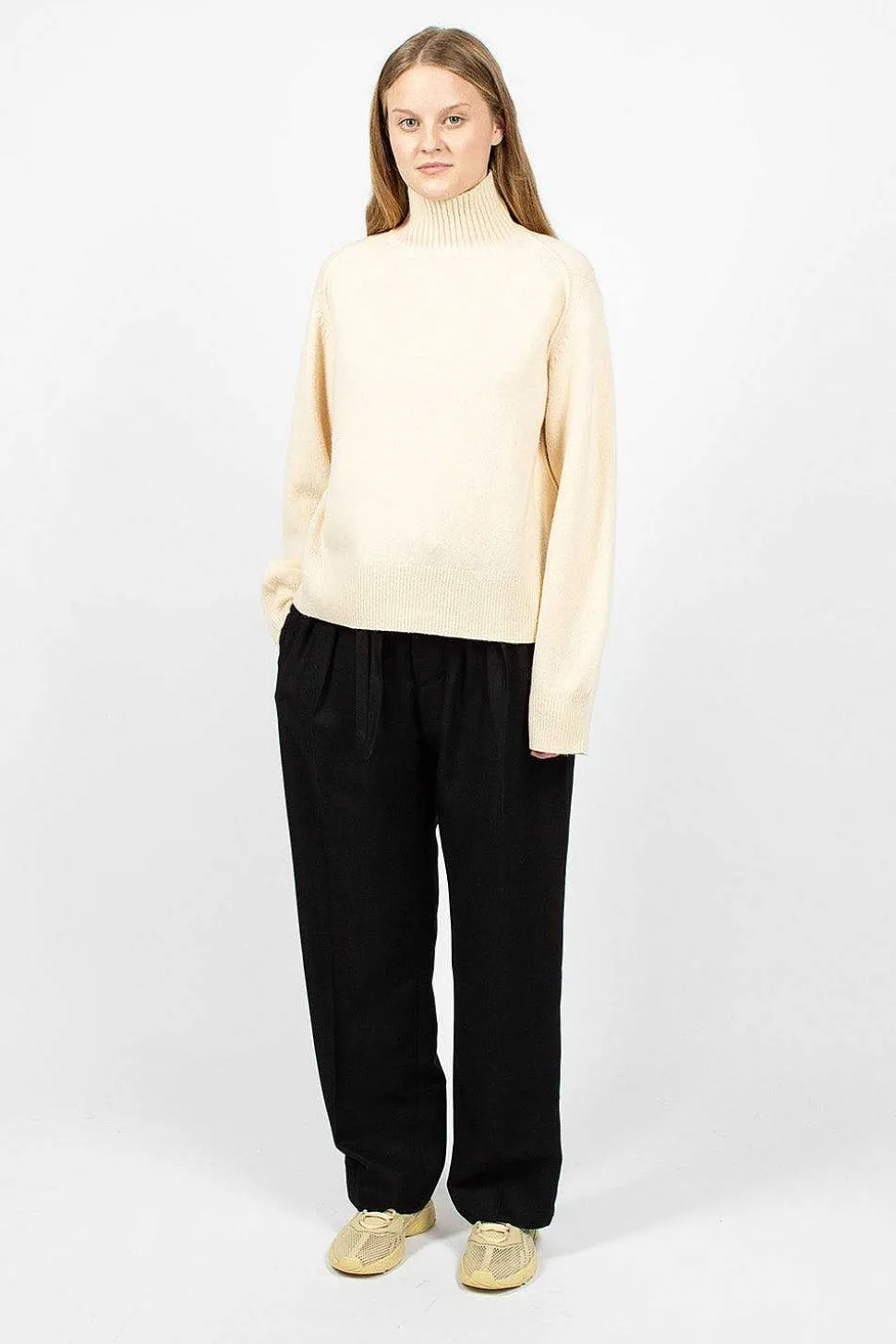 Turtleneck Sweater Cream Beige