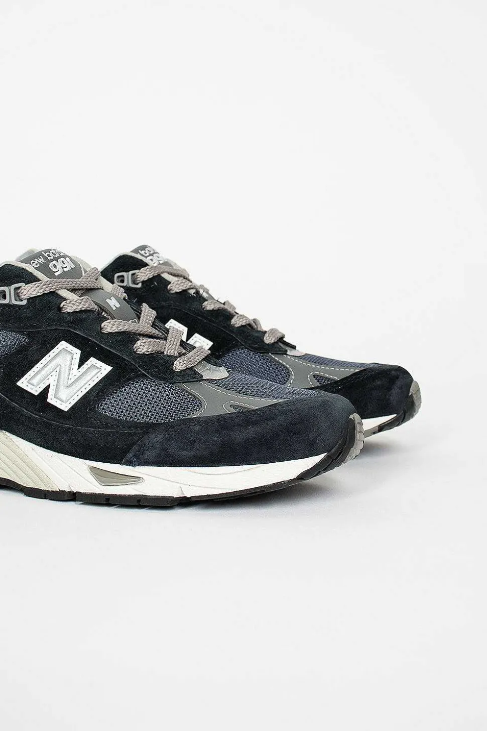 W991Nv Sneaker Navy